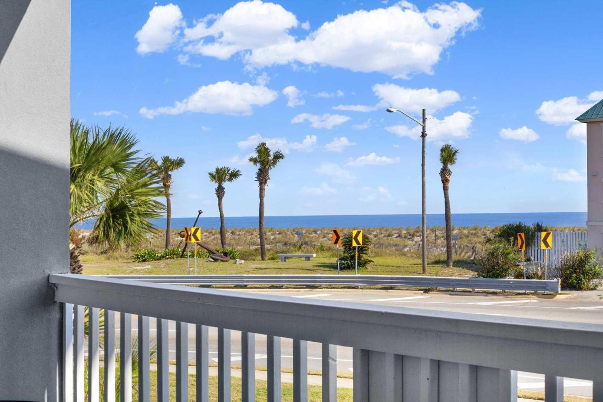 Beach Point Villas Unit E 티베아일랜드 외부 사진